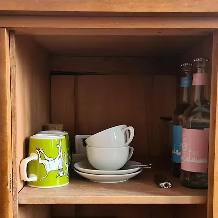 1A-Lage, Blick - 2 Gaestezimmer, Privatbad & Balkon-- Super Central, View - 2 Guestrooms, Private Bathroom & Balcony Homestay Berlin