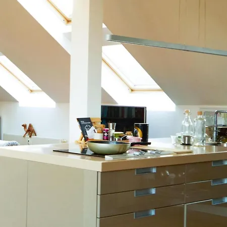 Séjour chez l'habitant 1A-Lage, Blick - 2 Gaestezimmer, Privatbad & Balkon-- Super Central, View - 2 Guestrooms, Private Bathroom & Balcony