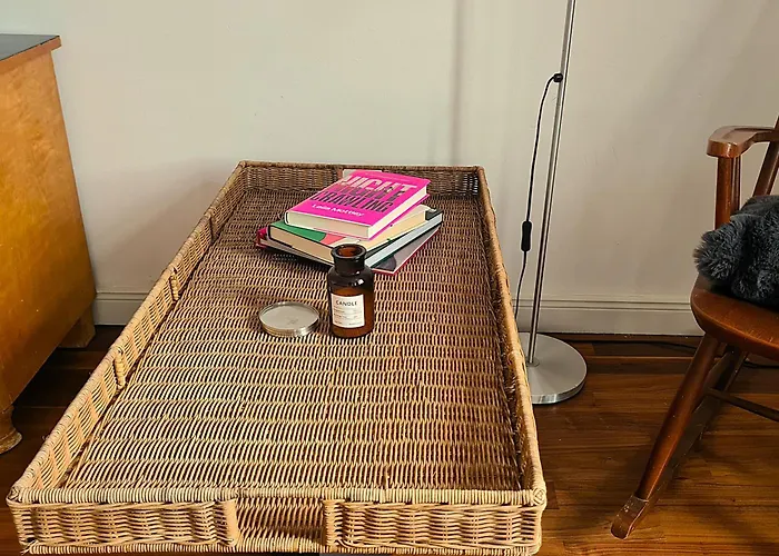 Pansiyon 1A-Lage, 2 Gaestezimmer Mit Privatbad & Balkon -- Super Central, 2 Guestrooms With Private Bathroom & Balcony In Shared Loft Appartement Berlin