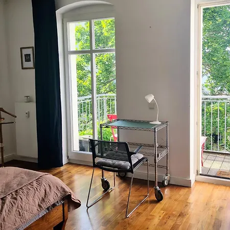 1A-Lage, 2 Gaestezimmer Mit Privatbad & Balkon -- Super Central, 2 Guestrooms With Private Bathroom & Balcony In Shared Loft Appartement 베를린