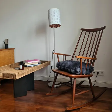 홈스테이 1A-Lage, 2 Gaestezimmer Mit Privatbad & Balkon -- Super Central, 2 Guestrooms With Private Bathroom & Balcony In Shared Loft Appartement 베를린